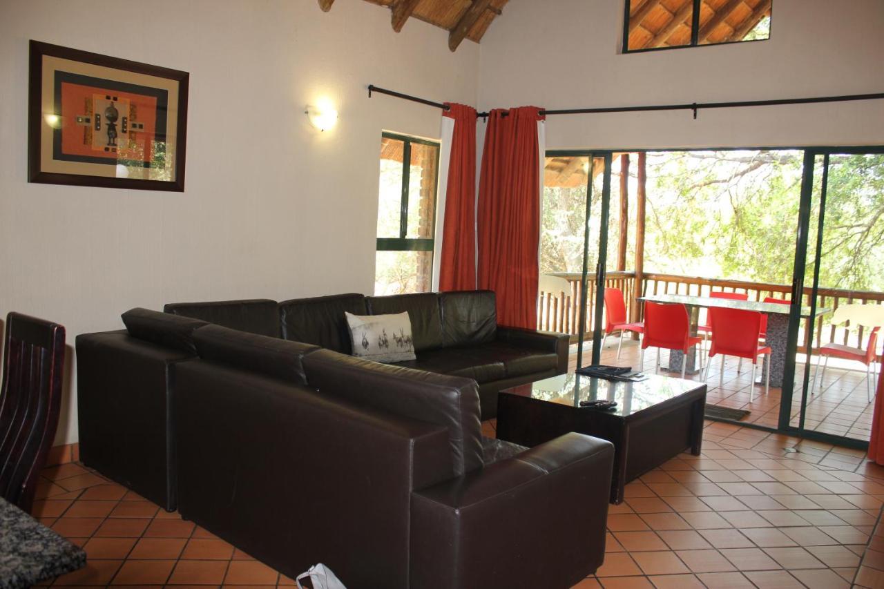 Ekuthuleni River Front Chalets Maruleng Ngoại thất bức ảnh