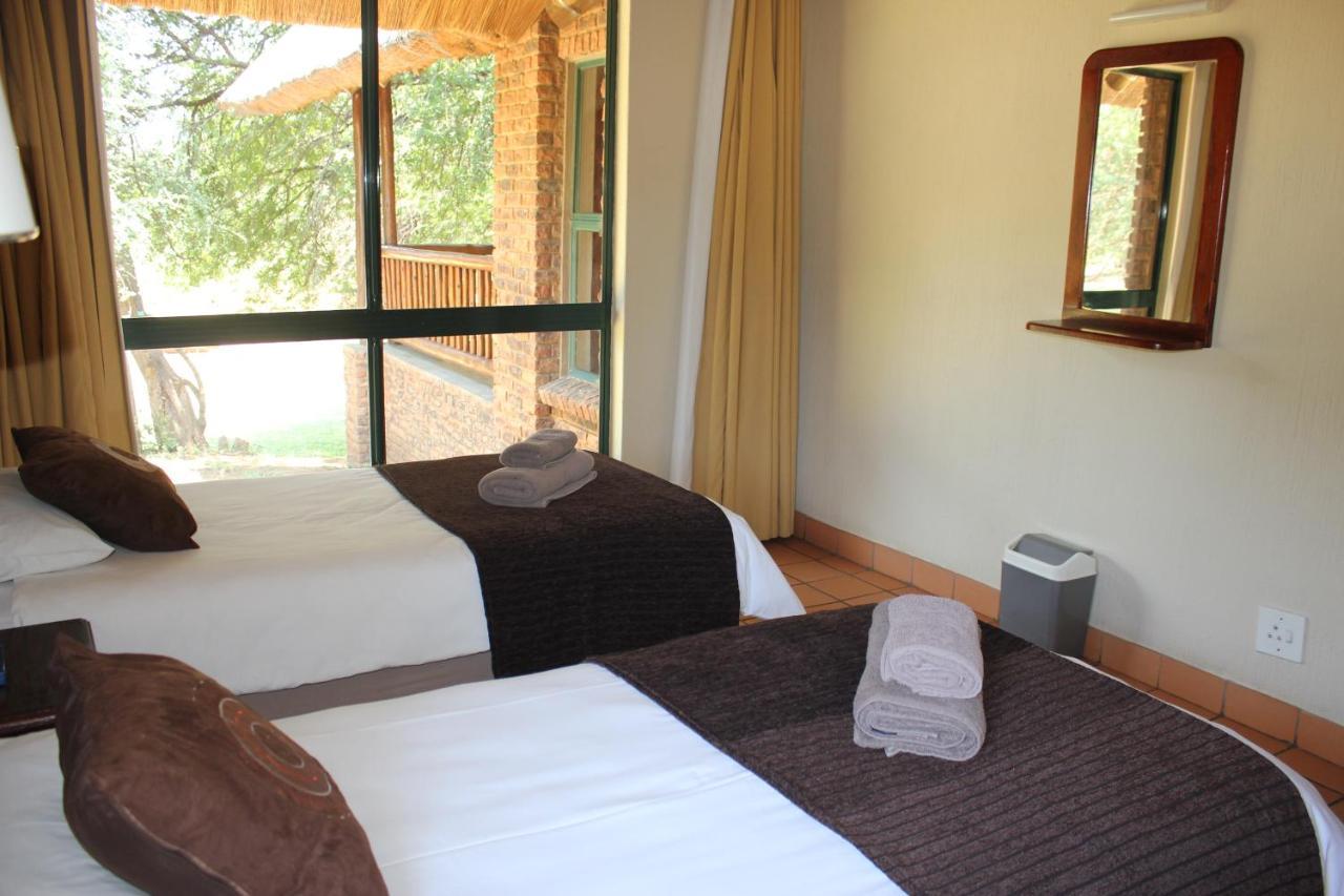 Ekuthuleni River Front Chalets Maruleng Ngoại thất bức ảnh